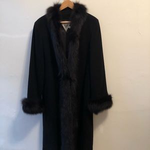 Genuine Fox Fur Trim Wool Coat - Like New Size 14